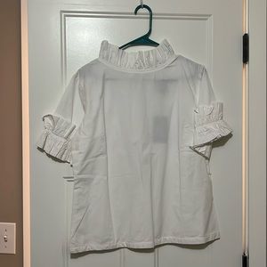 NWT Elizabeth Wilson Design size Medium Ruffle sleeve & neck white top